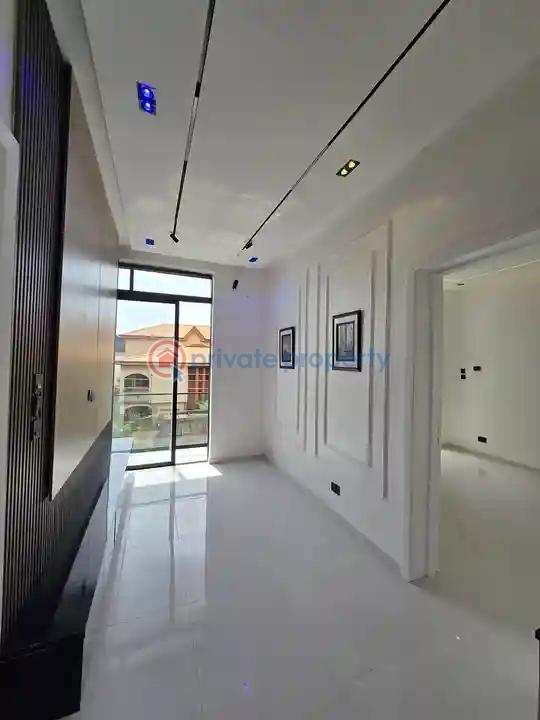 5 bedroom Detached Duplex For Sale Osapa London Lekki Lagos - 2