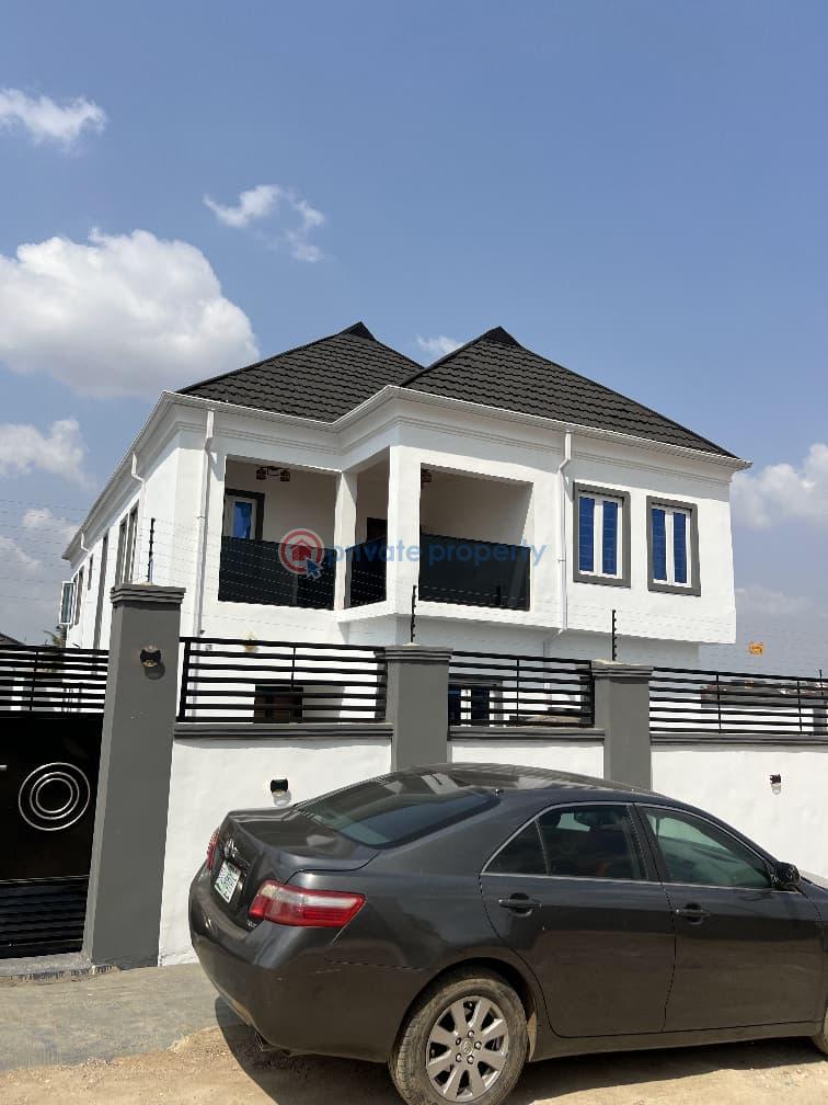 House For Sale Ile Titun Jericho Extension* *about 1mins Drive To The Main Road* Ibadan Oyo