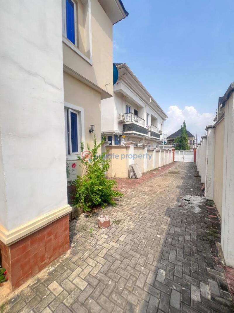 5 bedroom Duplex For Sale Harmony Estate Magodo Phase 1 Magodo GRA Phase 1 Ojodu Lagos - 2