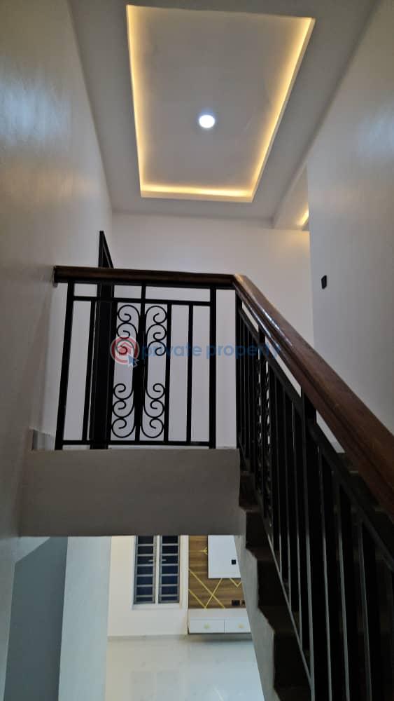 5 bedroom Detached Duplex For Sale Ikate Elegushi Lekki Lagos - 13