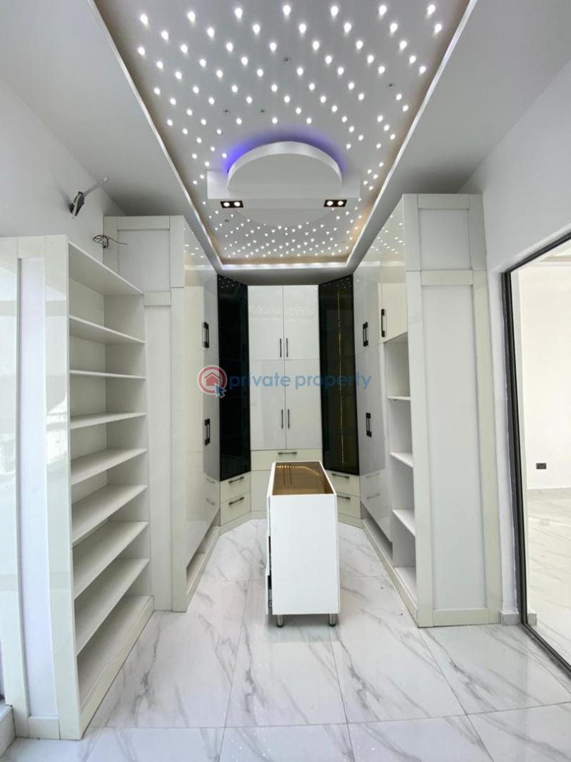 5 bedroom Duplex For Sale Osapa Lekki Lagos - 22