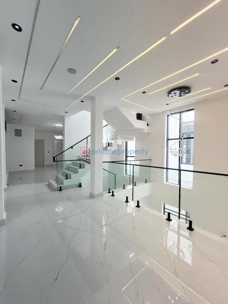 5 bedroom Detached Duplex For Sale Chevron Drive Lekki Lagos - 3