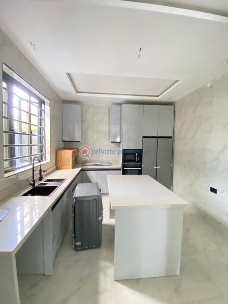 5bedrooms fully-detached duplex with bq for sale!! - 9 5 bedroom Detached Duplex For Sale Ologolo Lekki Lagos - 9