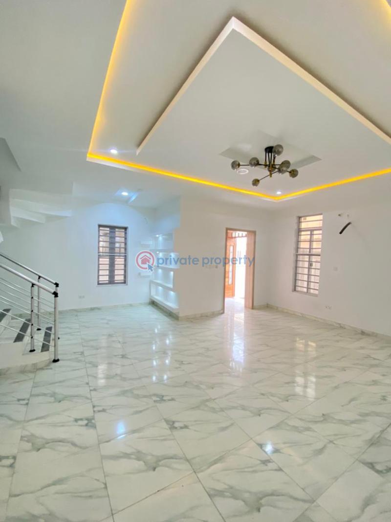 5 bedroom Duplex For Sale 2nd Toll Gate Lekki Phase 2 Lagos - 3