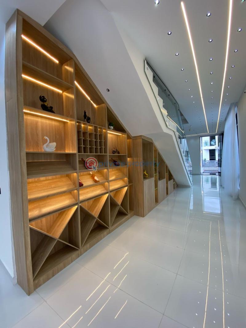 5bedrooms fully-detached duplex with bq for sale!! - 3 5 bedroom Detached Duplex For Sale Chevron Lekki Lekki Lagos - 3