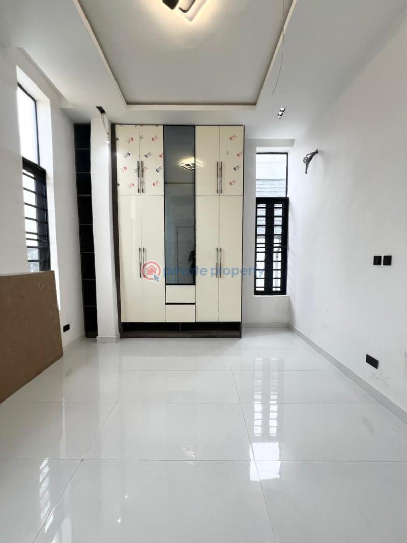 5 bedroom Detached Duplex For Sale Chevron Drive Lekki Lagos - 13