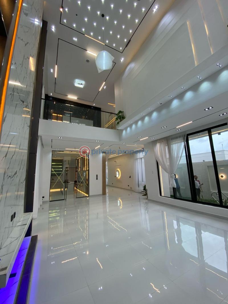 5bedrooms fully-detached duplex with bq for sale!! - 2 5 bedroom Detached Duplex For Sale Chevron Lekki Lekki Lagos - 2