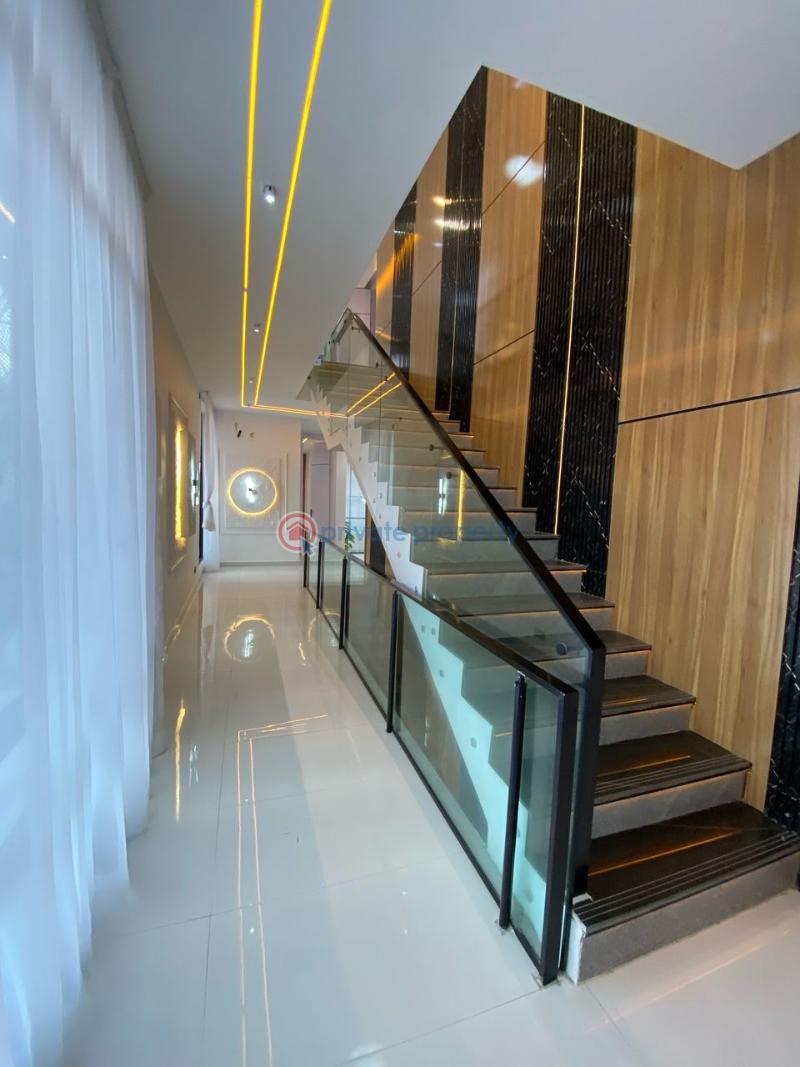 5bedrooms fully-detached duplex with bq for sale!! - 20 5 bedroom Detached Duplex For Sale Chevron Lekki Lekki Lagos - 20