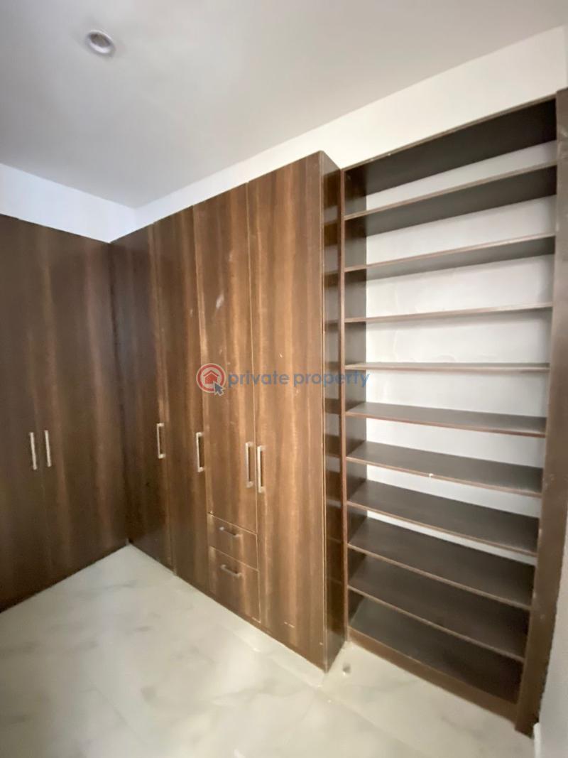 5bedrooms fully-detached duplex with bq for sale!! - 7 5 bedroom Detached Duplex For Sale Ologolo Lekki Lagos - 7