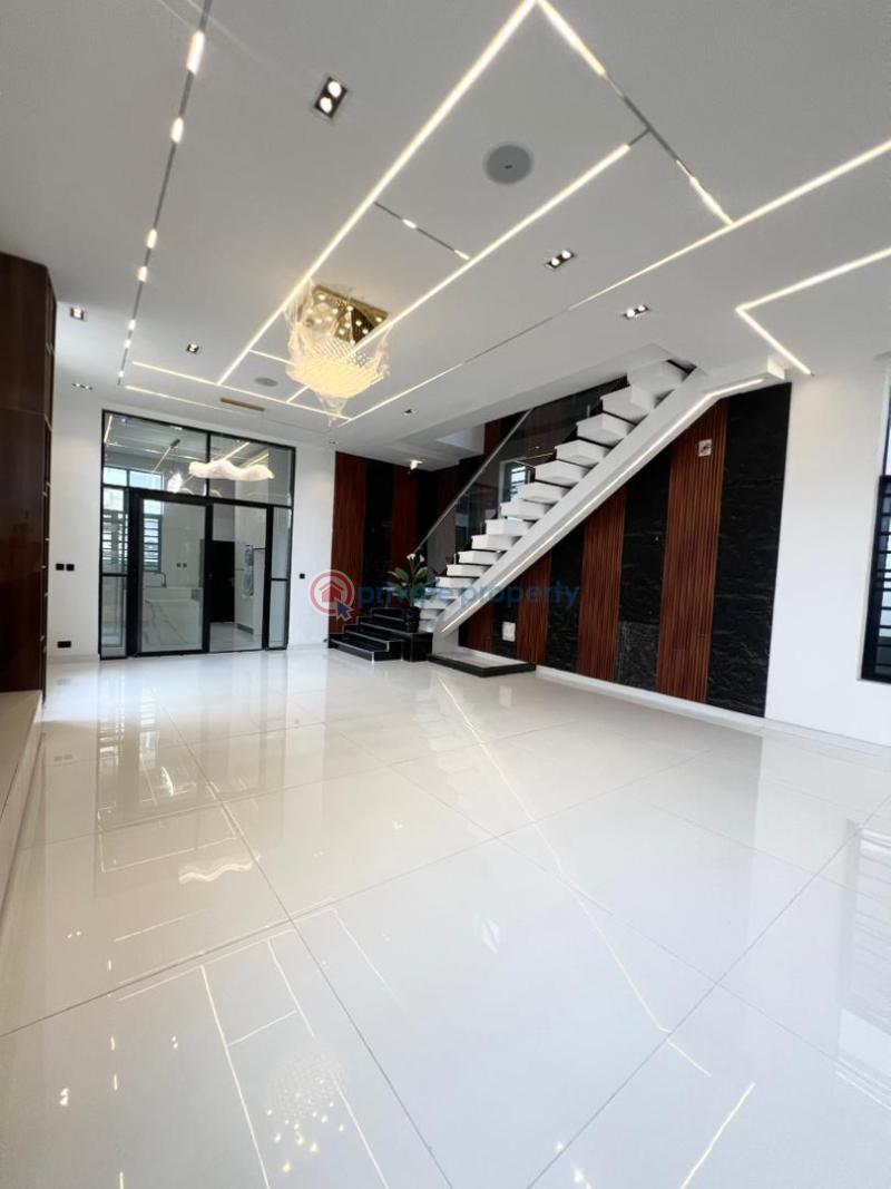 5 bedroom Detached Duplex For Sale Chevron Drive Lekki Lagos - 2