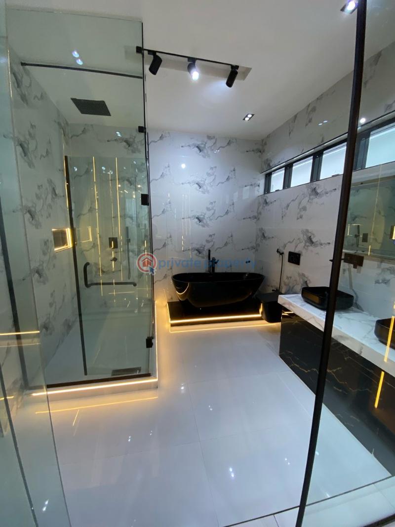 5bedrooms fully-detached duplex with bq for sale!! - 26 5 bedroom Detached Duplex For Sale Chevron Lekki Lekki Lagos - 26