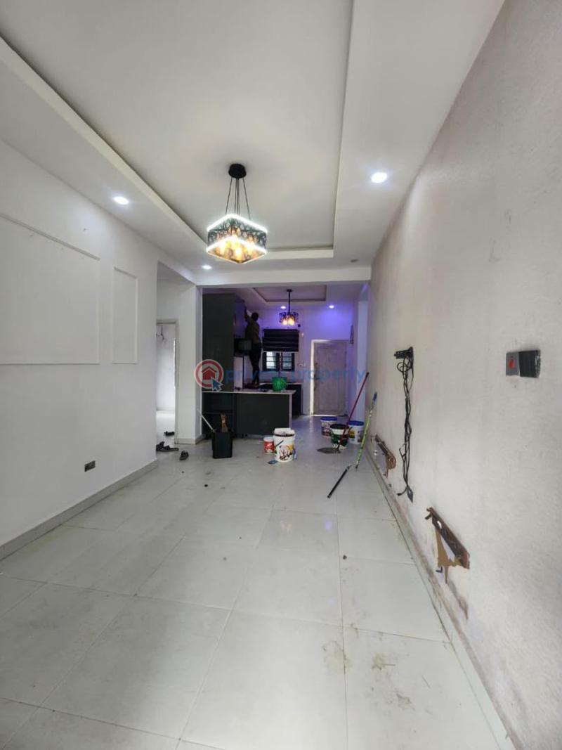 2 bedroom Block Of Flats For Rent Ikate Ilasan Lekki Lagos - 0