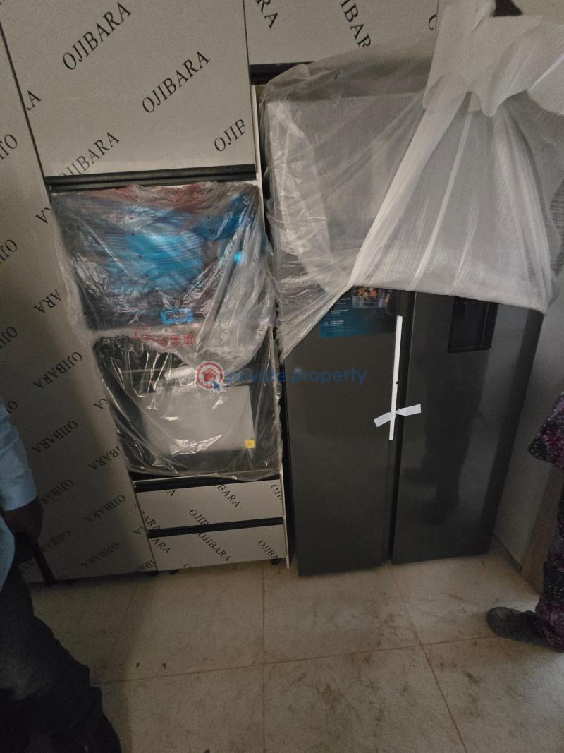5 bedroom Detached Duplex For Sale Agbaoku Estate Opebi Ikeja Lagos - 10