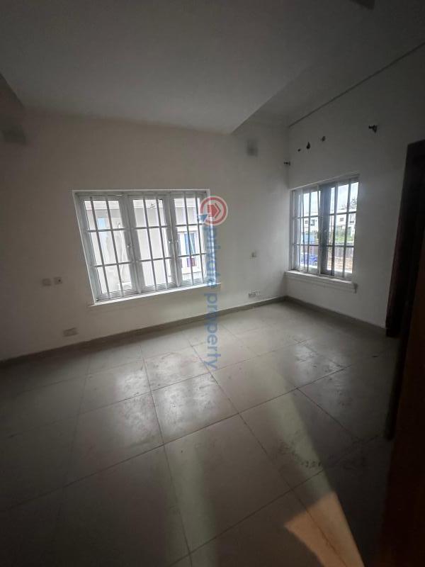 5 bedroom House For Rent Lekki Scheme 2 Ajah Lagos - 8