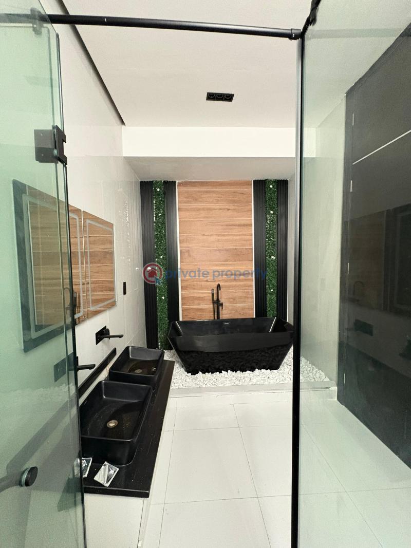 6 bedroom House For Sale Chevron Drive Lekki Lagos - 16