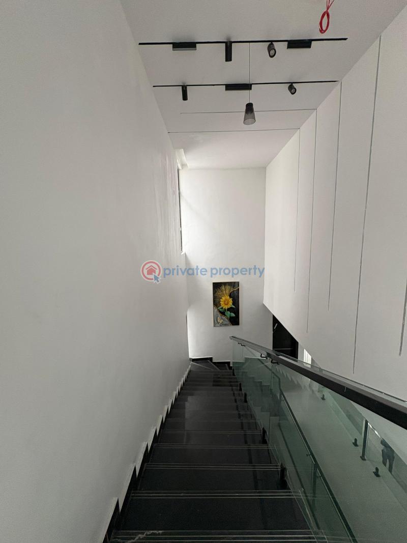 6 bedroom House For Sale Chevron Drive Lekki Lagos - 10