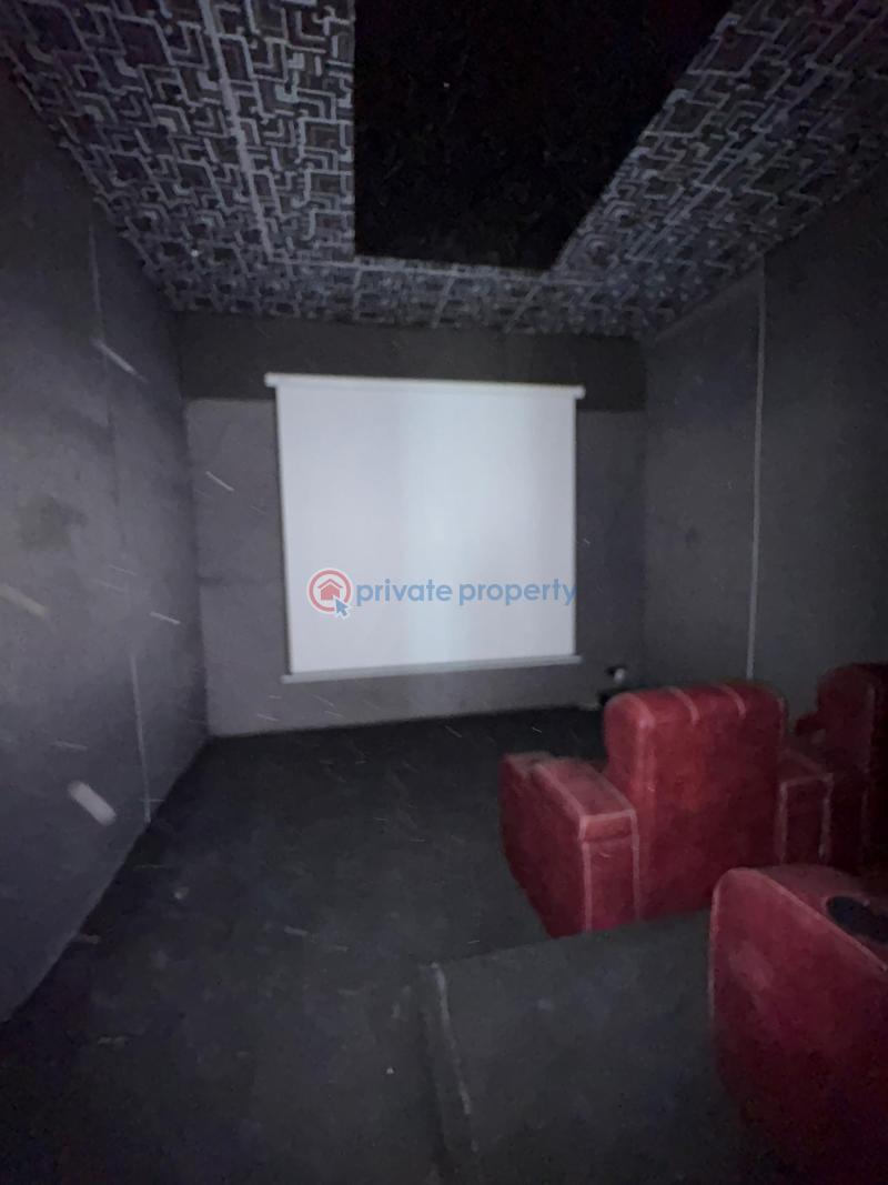 6 bedroom House For Sale Chevron Drive Lekki Lagos - 2