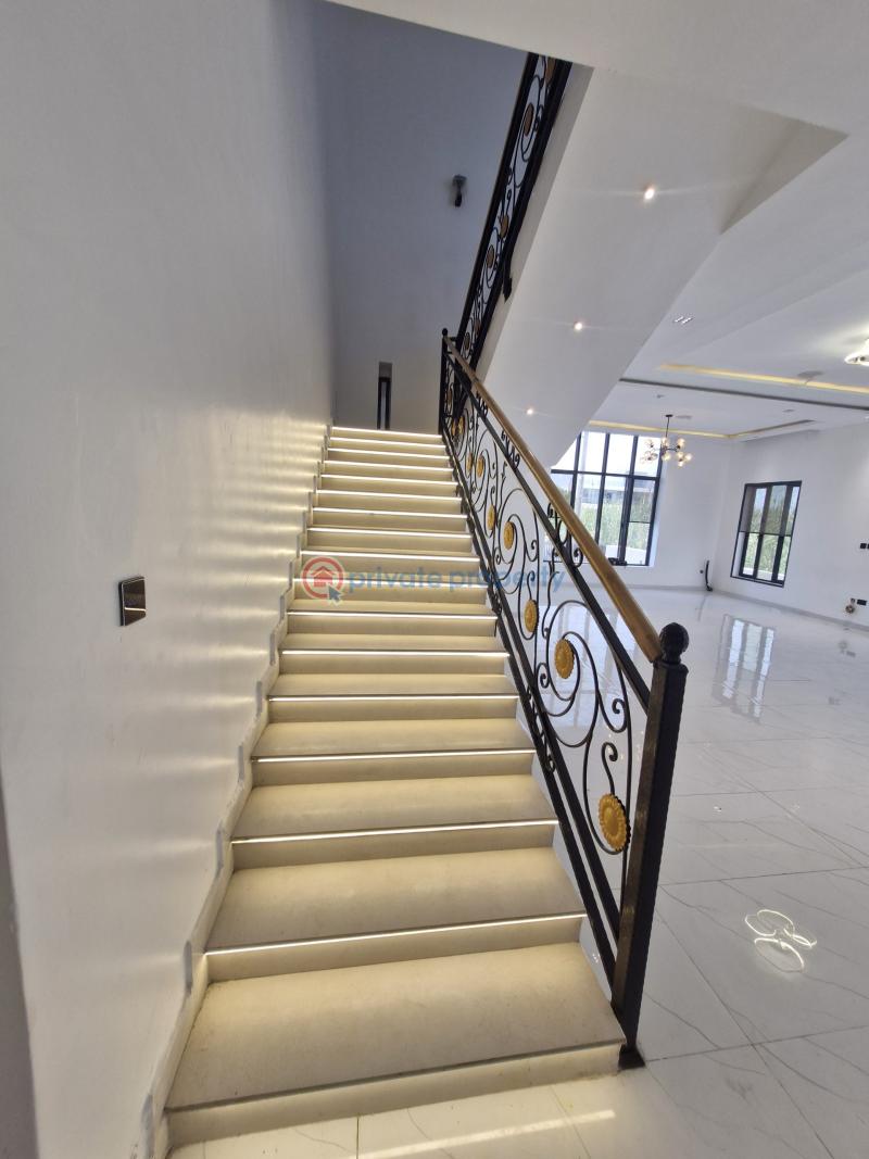 6 bedroom Detached Duplex For Sale Chevron Drive Lekki Lagos - 4