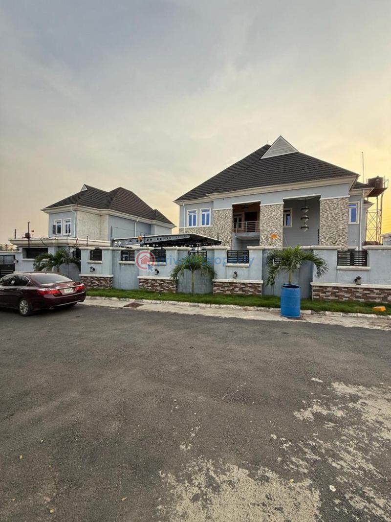 6 bedroom Detached Duplex For Sale Aerodrome Gra, Samonda Ibadan Oyo - 7