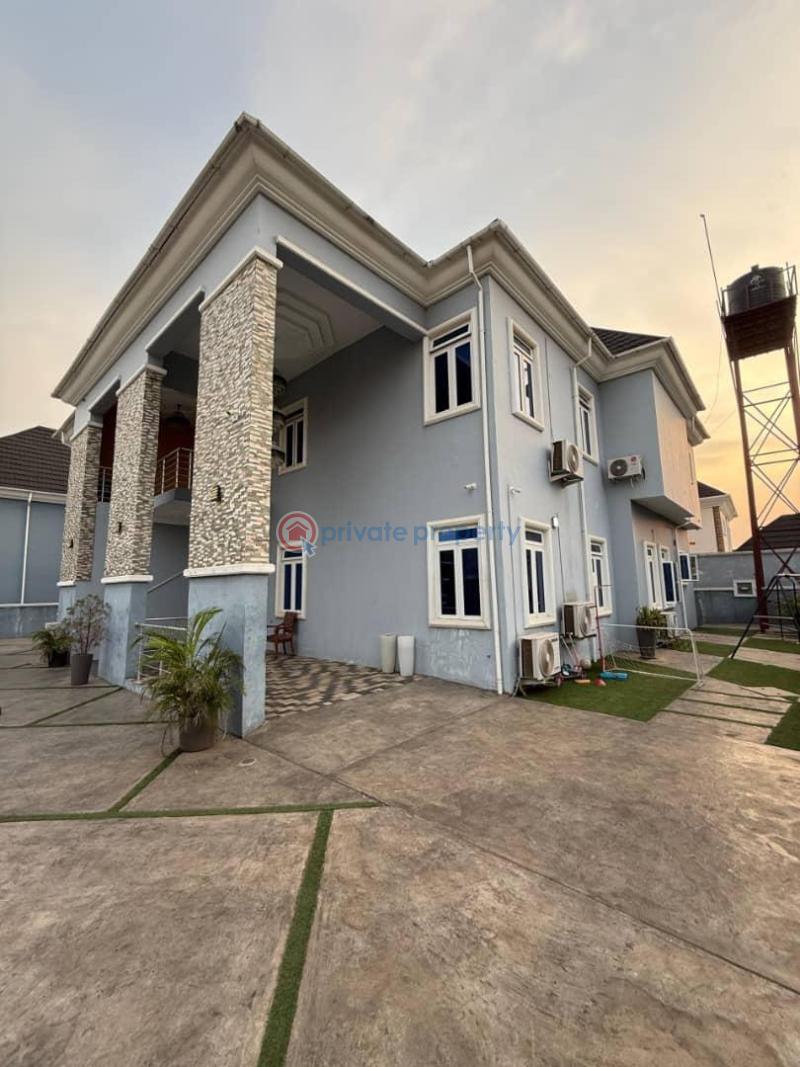 6 bedroom Detached Duplex For Sale Aerodrome Gra, Samonda Ibadan Oyo - 6