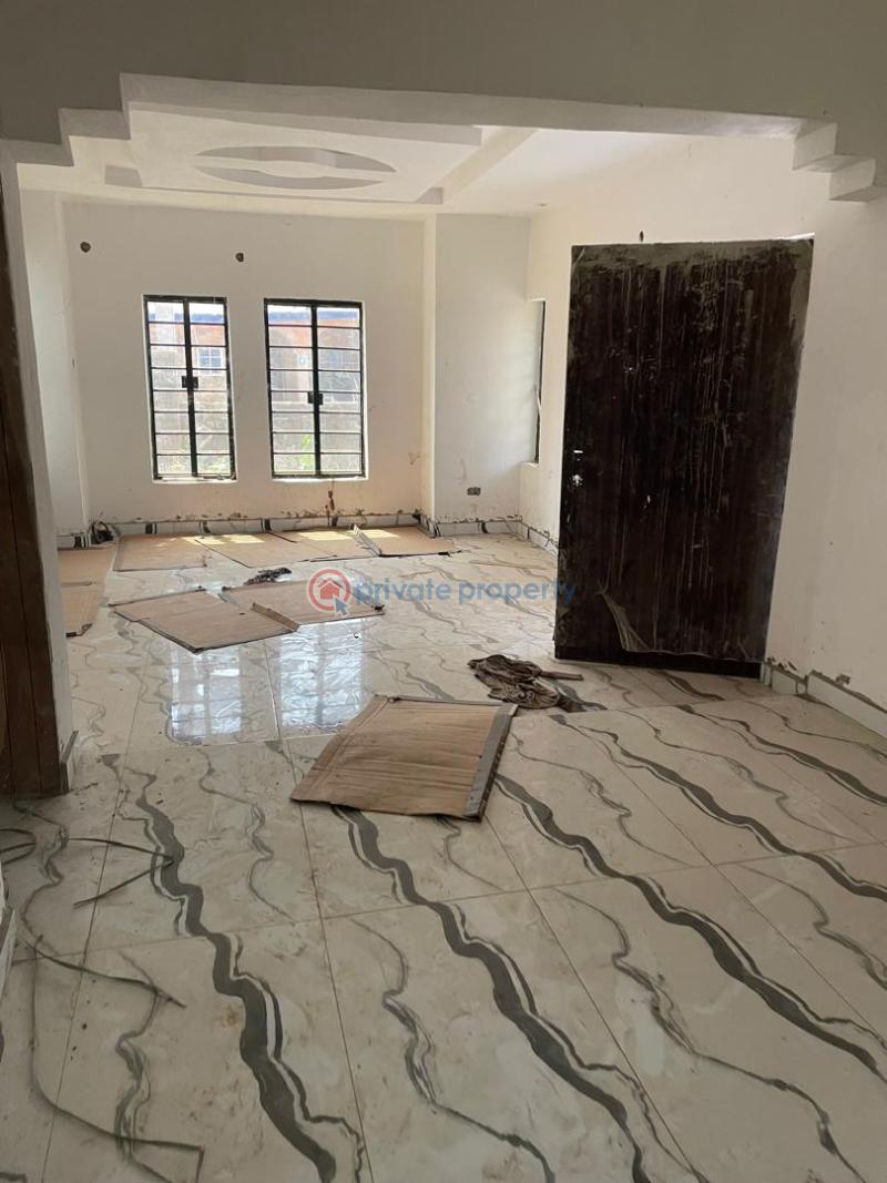 6 bedroom Detached Bungalow For Sale Close To Makoni Hotel, Ologuneru, Eleyele Area Eleyele Ibadan Oyo - 5