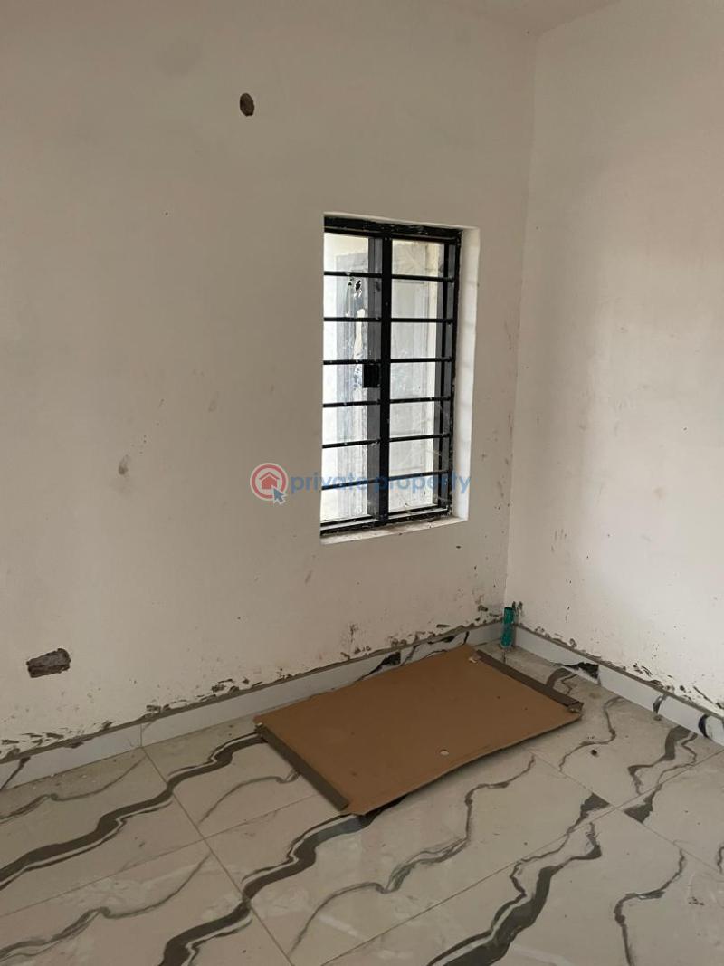 6 bedroom Detached Bungalow For Sale Close To Makoni Hotel, Ologuneru, Eleyele Area Eleyele Ibadan Oyo - 9