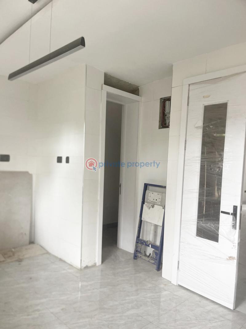 6 bedroom Detached Duplex For Sale Ikeja GRA Lagos - 3