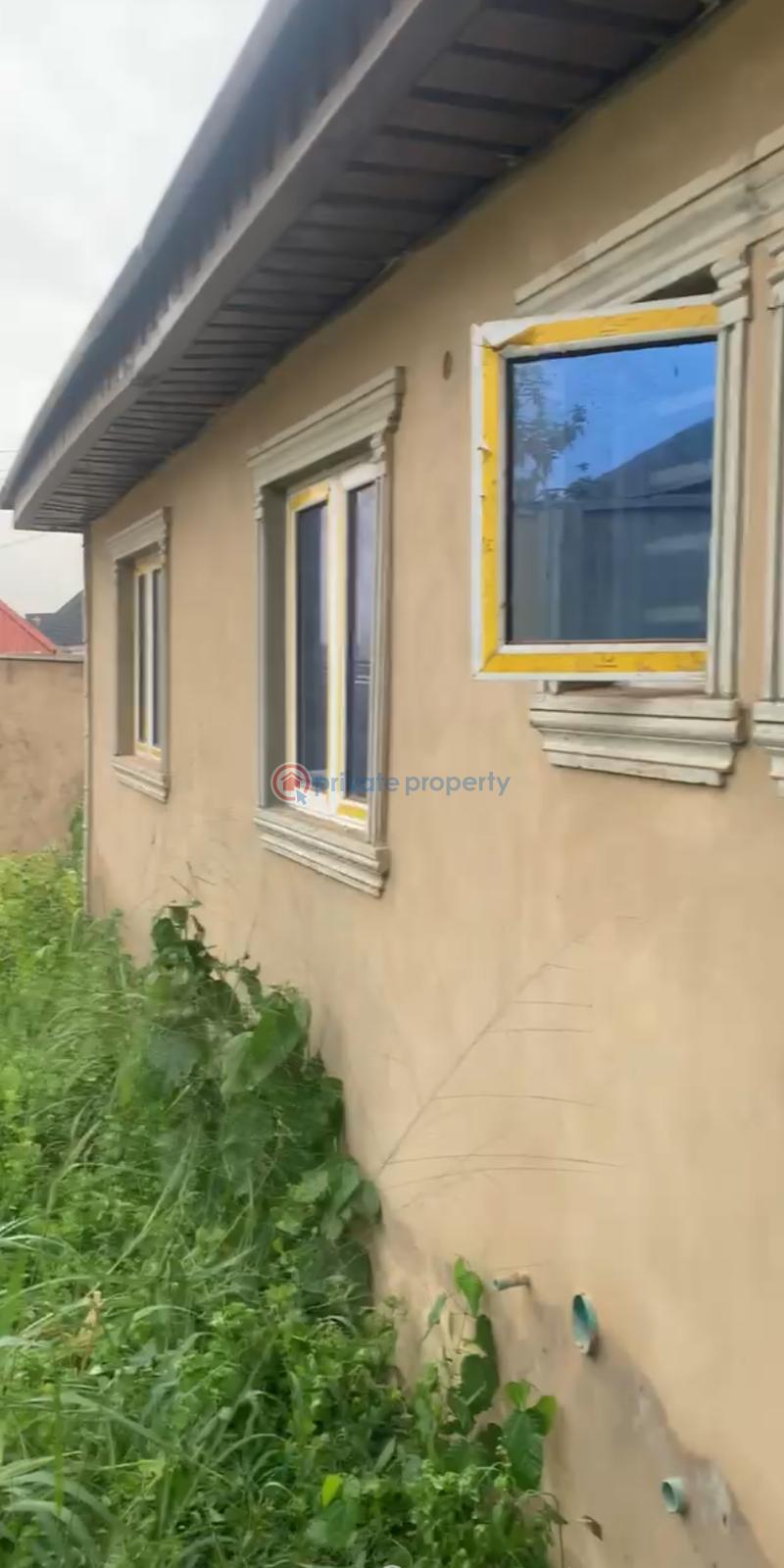 6 bedroom Detached Bungalow For Sale Mowe, Ogun State Obafemi Owode Ogun - 12