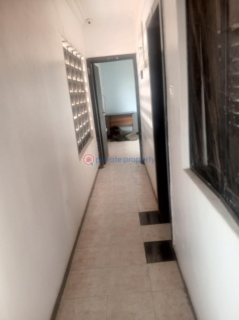 6 bedroom Townhouse For Sale Igbo Efon Lekki Lagos - 6