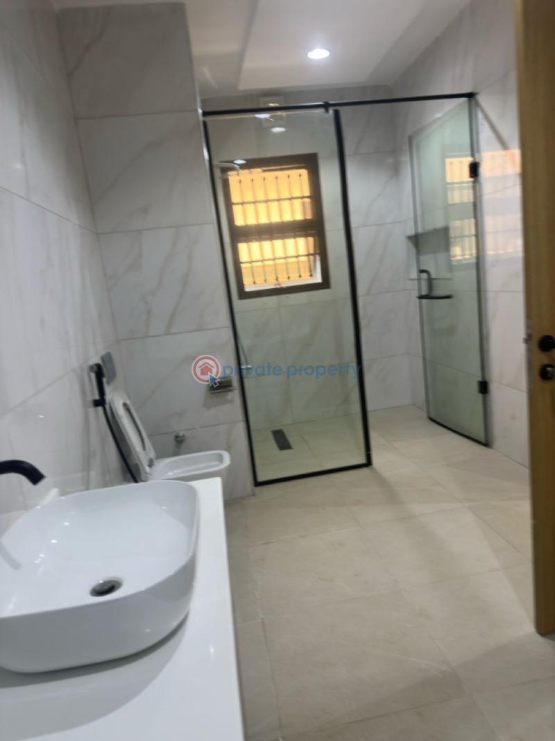 6 bedroom Detached Duplex For Sale Aliyu Modibbo Guzape Abuja Phase 1  - 13