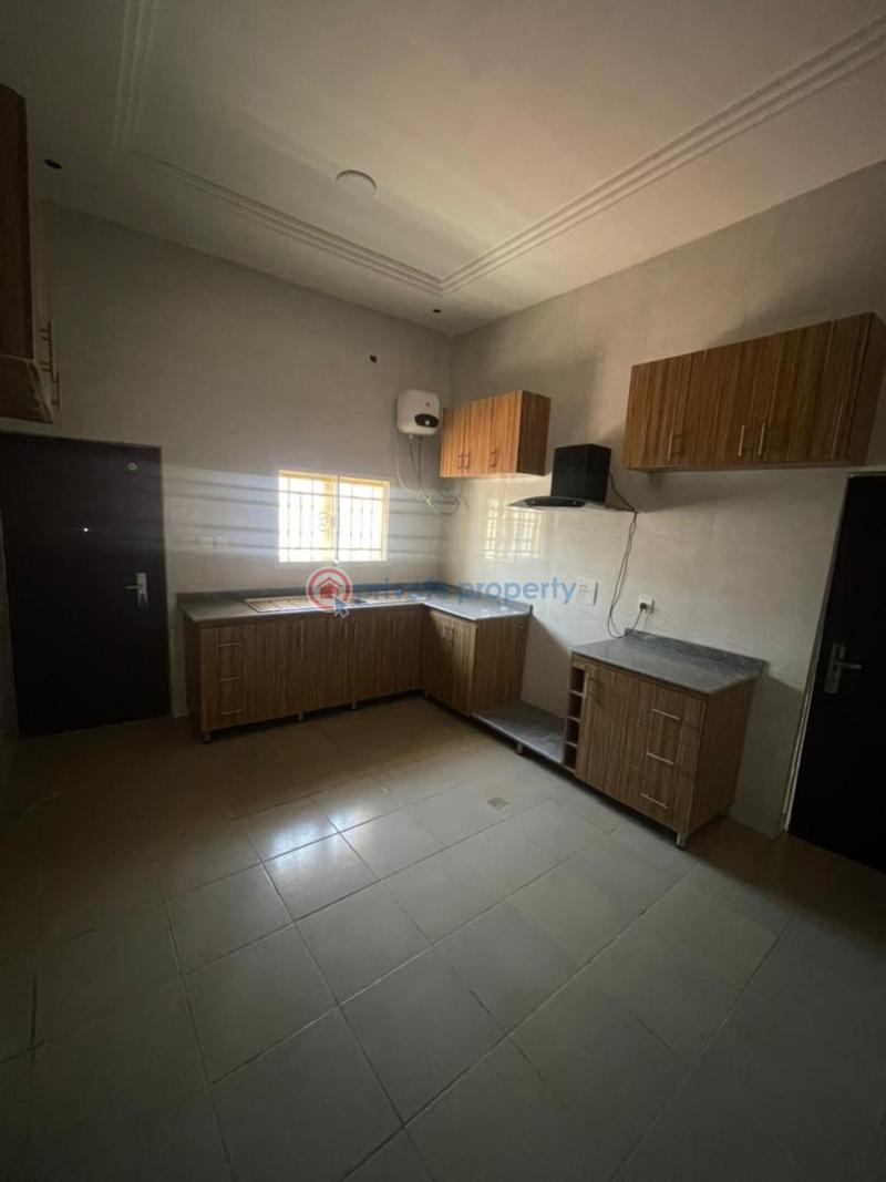 6 bedroom Detached Duplex For Sale Prince And Prince Estate Kaura Abuja Phase 2  - 4
