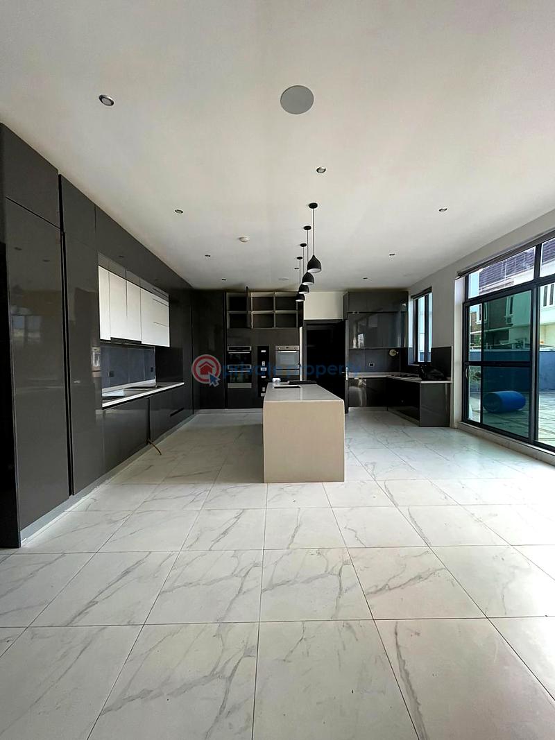 6 bedroom House For Rent Lekki Lagos - 2