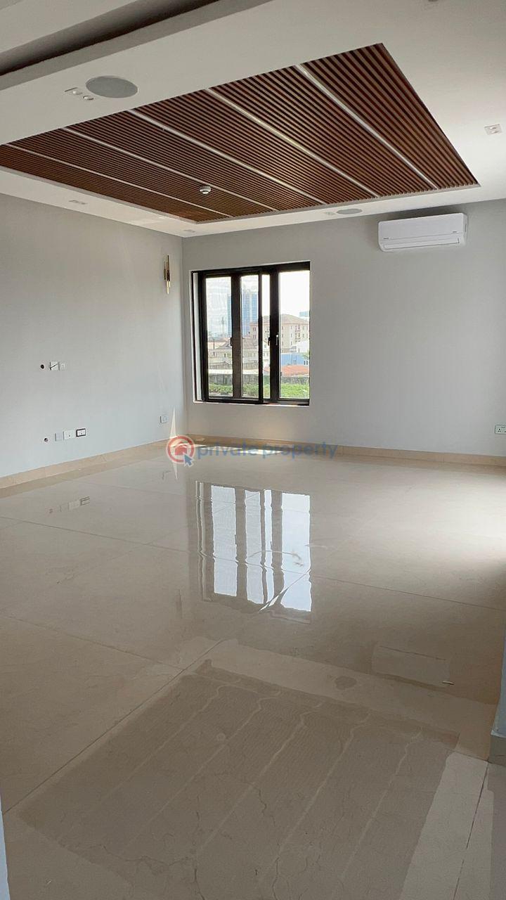 6 bedroom Detached Duplex For Sale Banana Island Ikoyi Lagos - 10