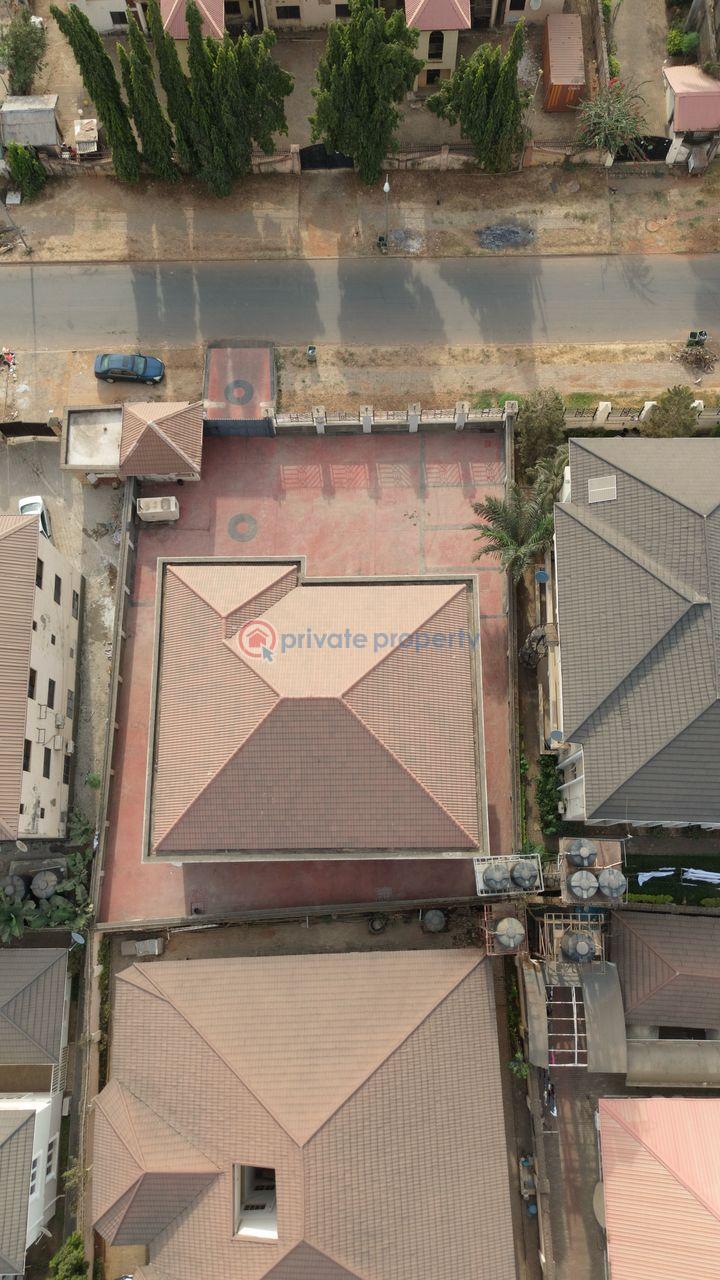 6 bedroom Detached Duplex For Sale Wuye Abuja Phase 2  - 2