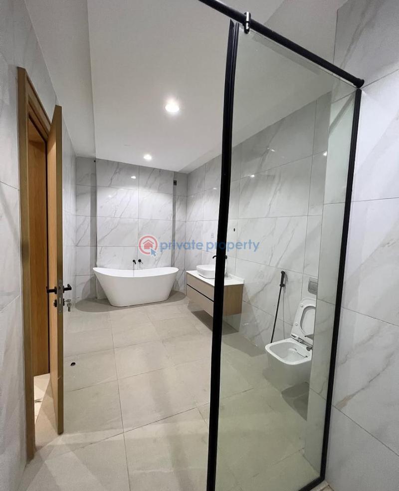 6 bedroom House For Sale Guzape Abuja Phase 1  - 9