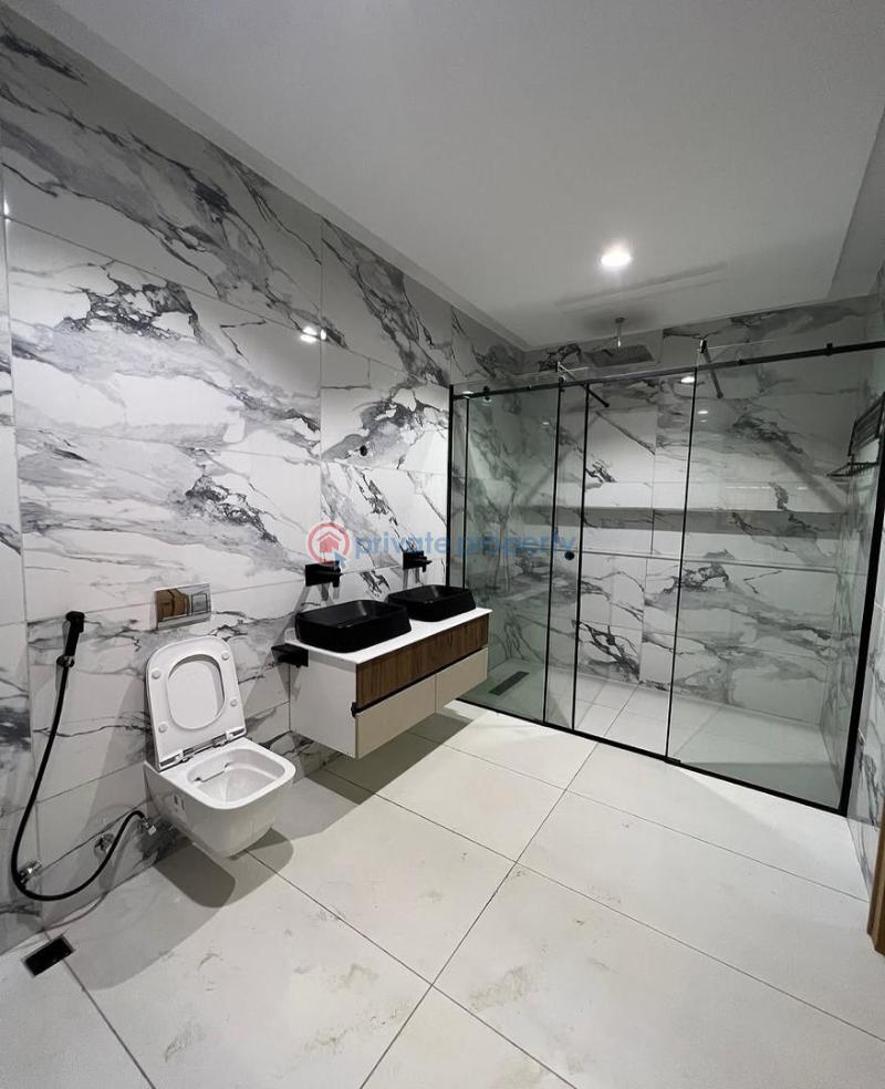 6 bedroom House For Sale Guzape Abuja Phase 1  - 12