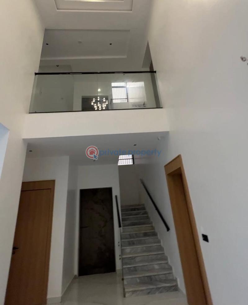 6 bedroom House For Sale Guzape Abuja Phase 1  - 4