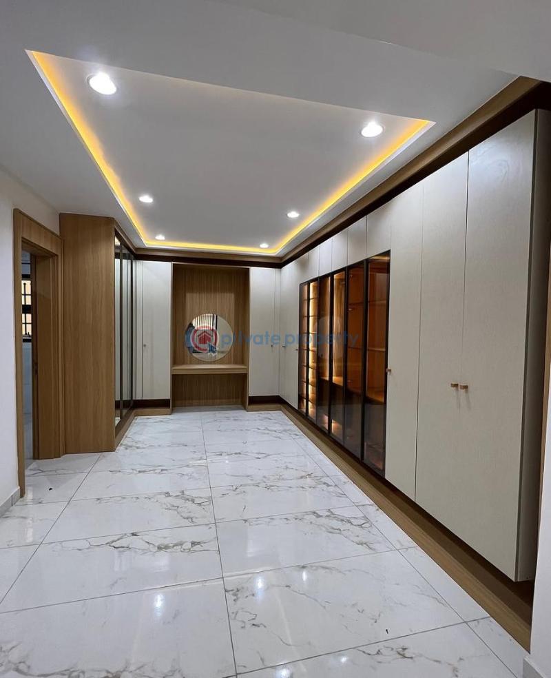 6 bedroom House For Sale Guzape Abuja Phase 1  - 6