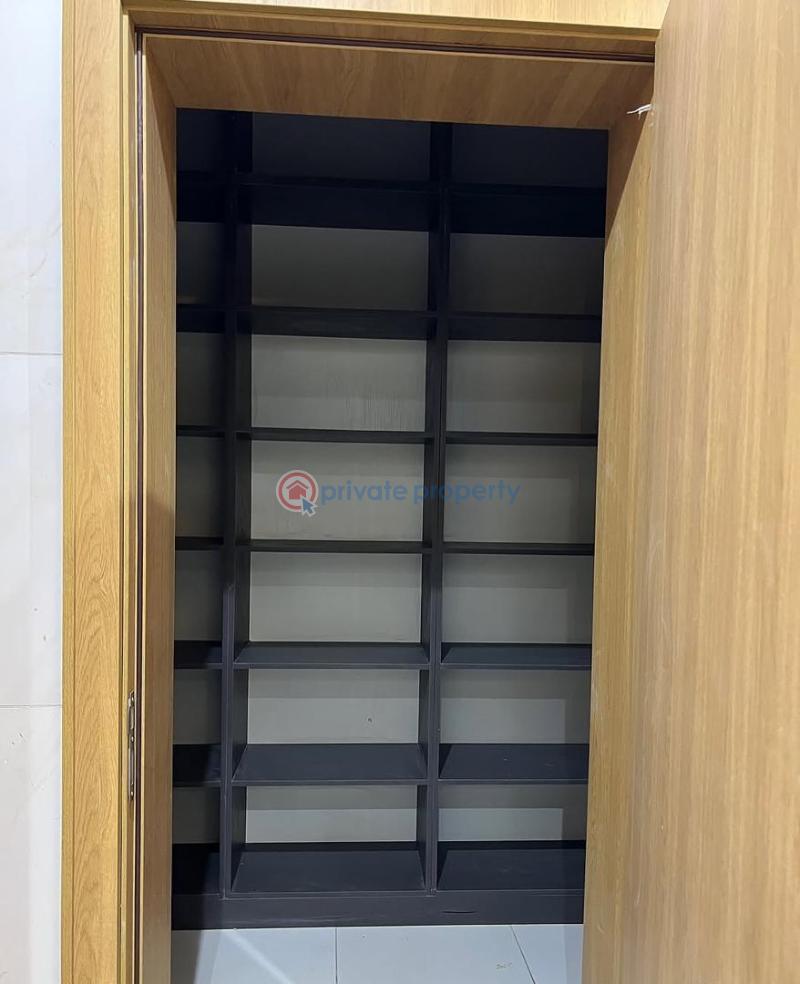 6 bedroom House For Sale Guzape Abuja Phase 1  - 8