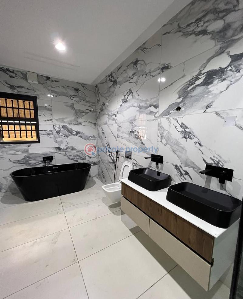 6 bedroom House For Sale Guzape Abuja Phase 1  - 13