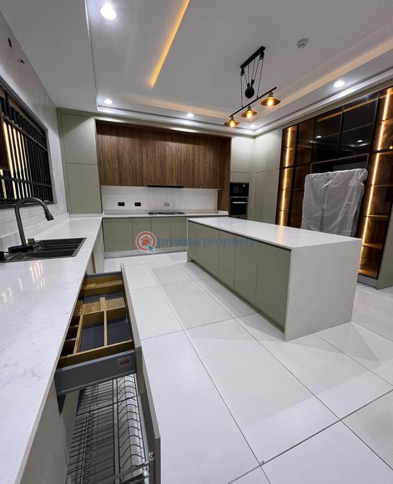 6 bedroom House For Sale Guzape Abuja Phase 1  - 7