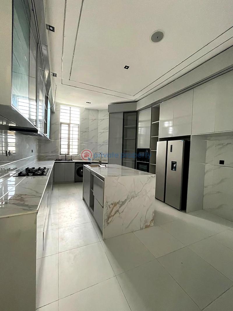 6 bedroom House For Sale Lekki Lagos - 2