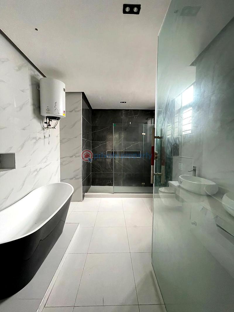 6 bedroom House For Sale Lekki Lagos - 6