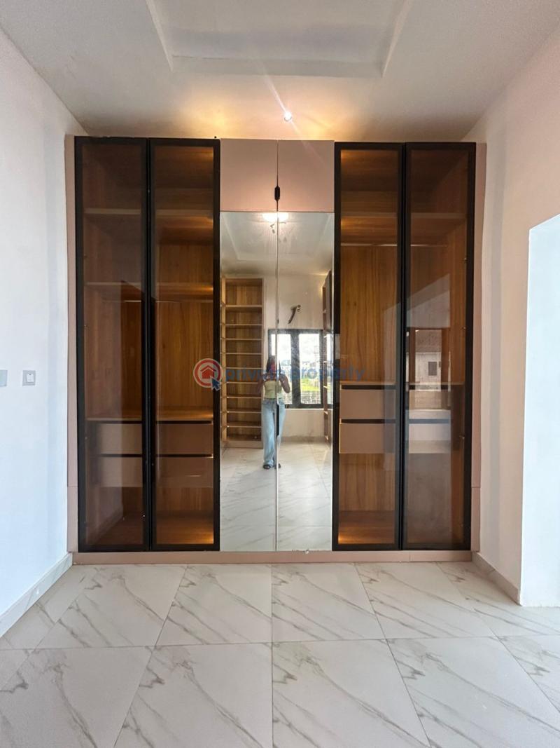 6 bedroom Detached Duplex For Sale Victoria Garden City Lekki Lagos - 4