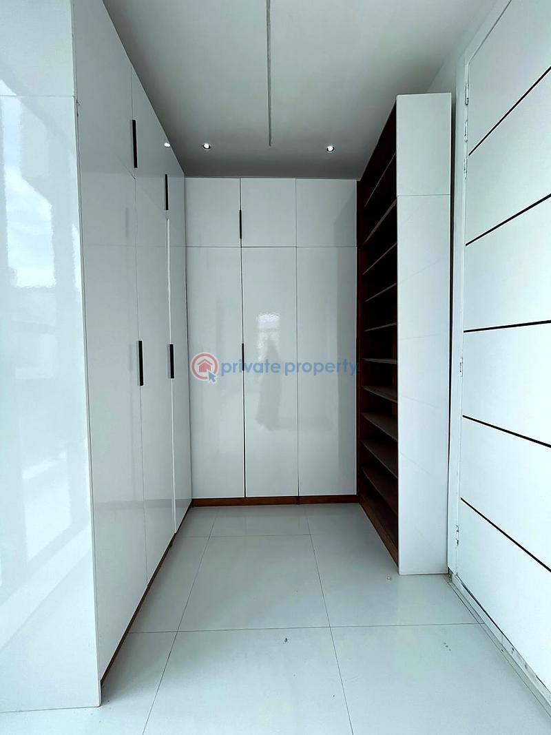 6 bedroom House For Sale Lekki Lagos - 5