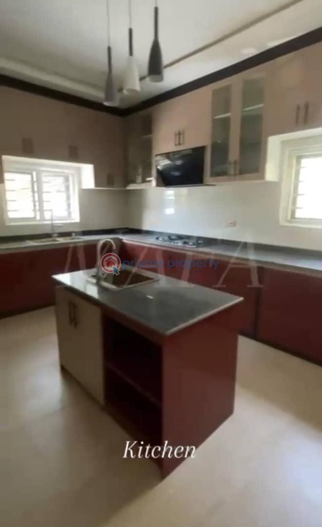 6 bedroom Detached Duplex For Sale Close To Gwarimpa Karsana Abuja Phase 3  - 5