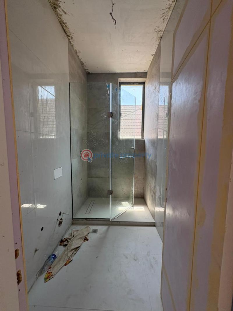 6 bedroom Detached Duplex For Sale Osapa Lekki Lagos - 14