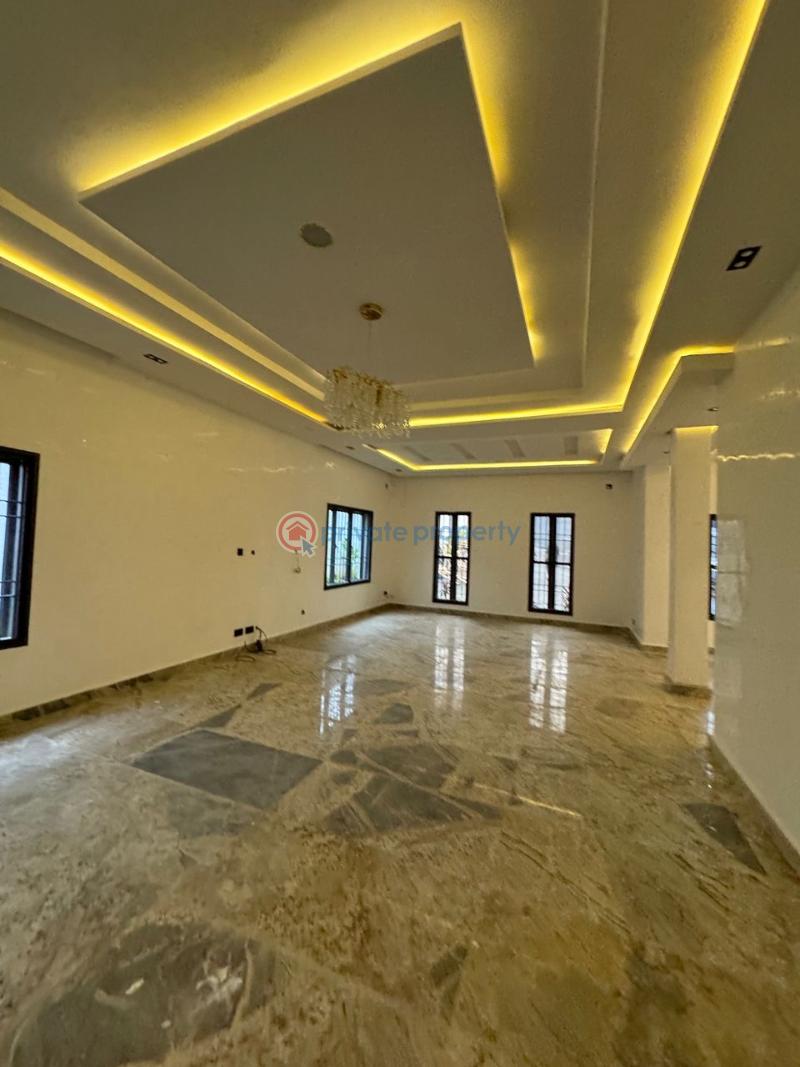 6 bedroom Detached Duplex For Sale Guzape Abuja Phase 1  - 2