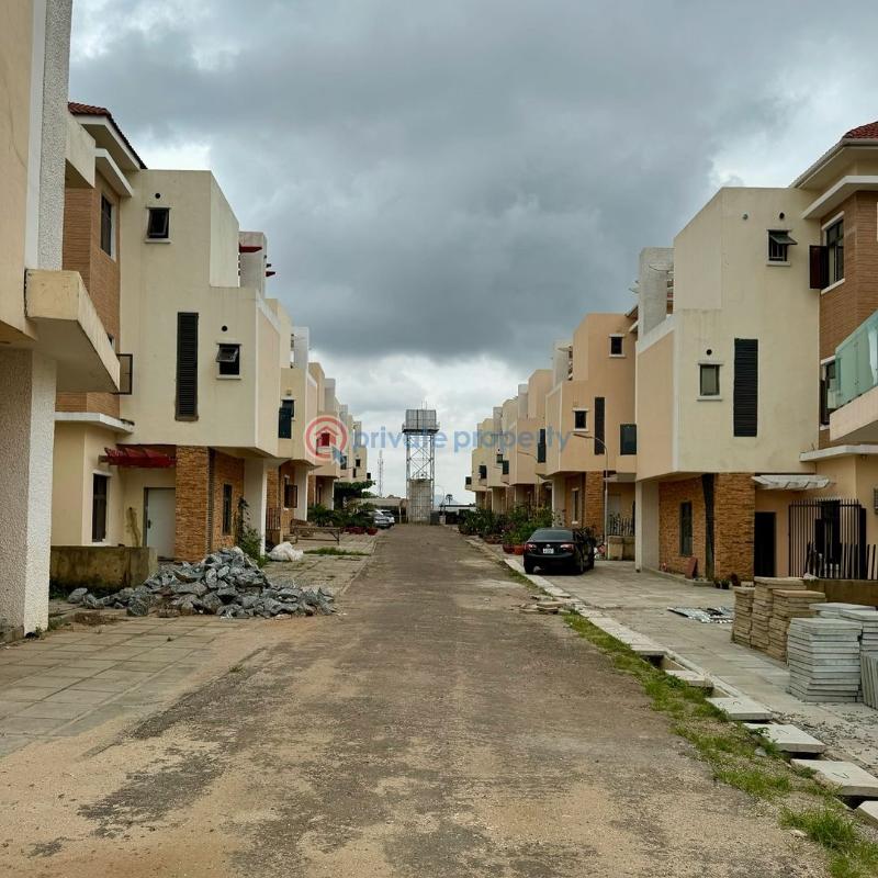 6 bedroom Detached Duplex For Sale Guzape Abuja Phase 1  - 1