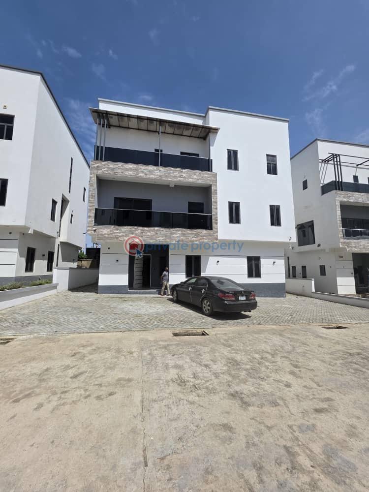 6 bedroom Detached Duplex For Sale Guzape Abuja Phase 1  - 1
